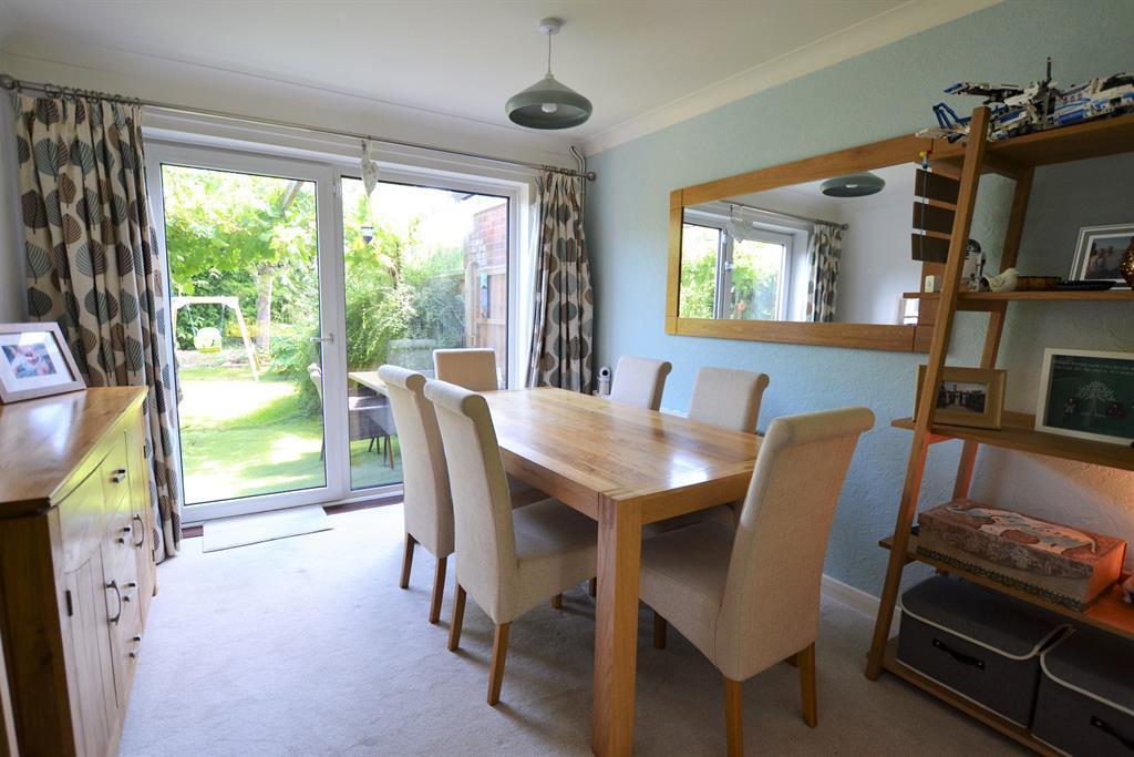Robert Burns Avenue, Benhall, Cheltenham, Gloucestershire 3 bed semi