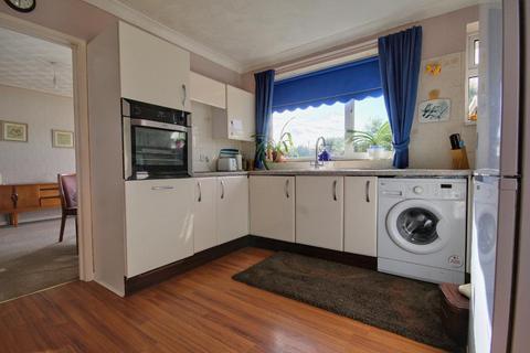 38 Beechdale, Cottingham, HU16 4RH