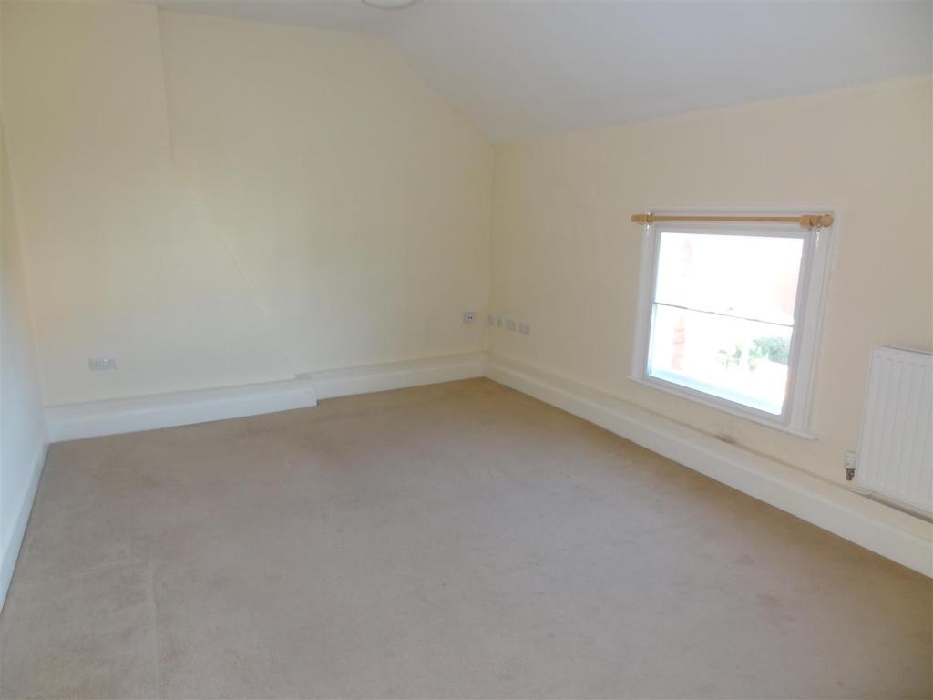 Eyton Lane, Baschurch, Shrewsbury 2 bed apartment £625 pcm (£144 pw)