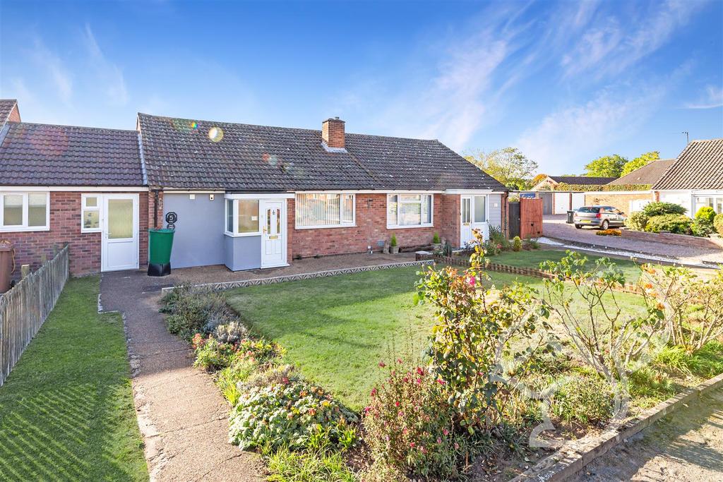 The Mead, Great Cornard 2 bed bungalow £250,000