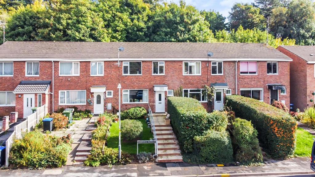 Redfern Avenue, Kenilworth 3 bed terraced house £230,000