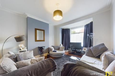 64 Hide Road, Harrow, HA1 4SE