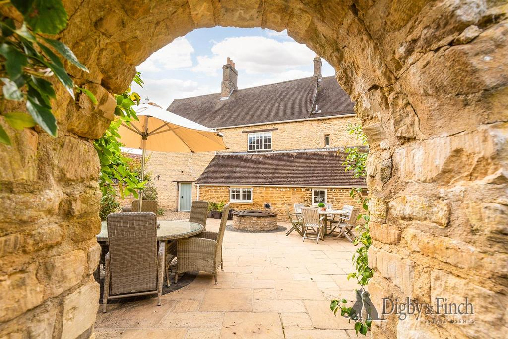 College Farm House, Helpston-14.jpg
