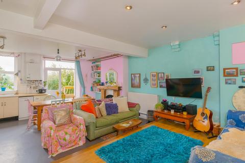 65 Dunkerry Road, Bristol, BS3 4LD