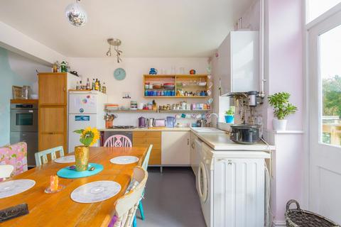 65 Dunkerry Road, Bristol, BS3 4LD