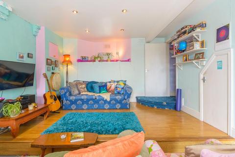 65 Dunkerry Road, Bristol, BS3 4LD