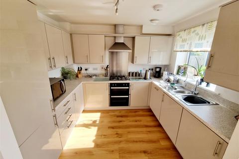 10 Cherry Way, Launceston, PL15 9GR