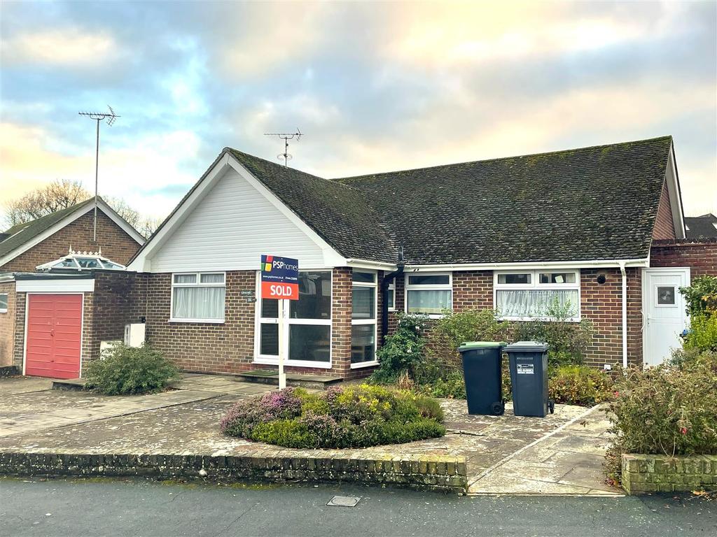 Alexandra Road, Burgess Hill 3 bed bungalow £575,000