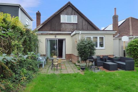 3 bedroom detached bungalow for sale - Palfrey Road, Northbourne, Bournemouth