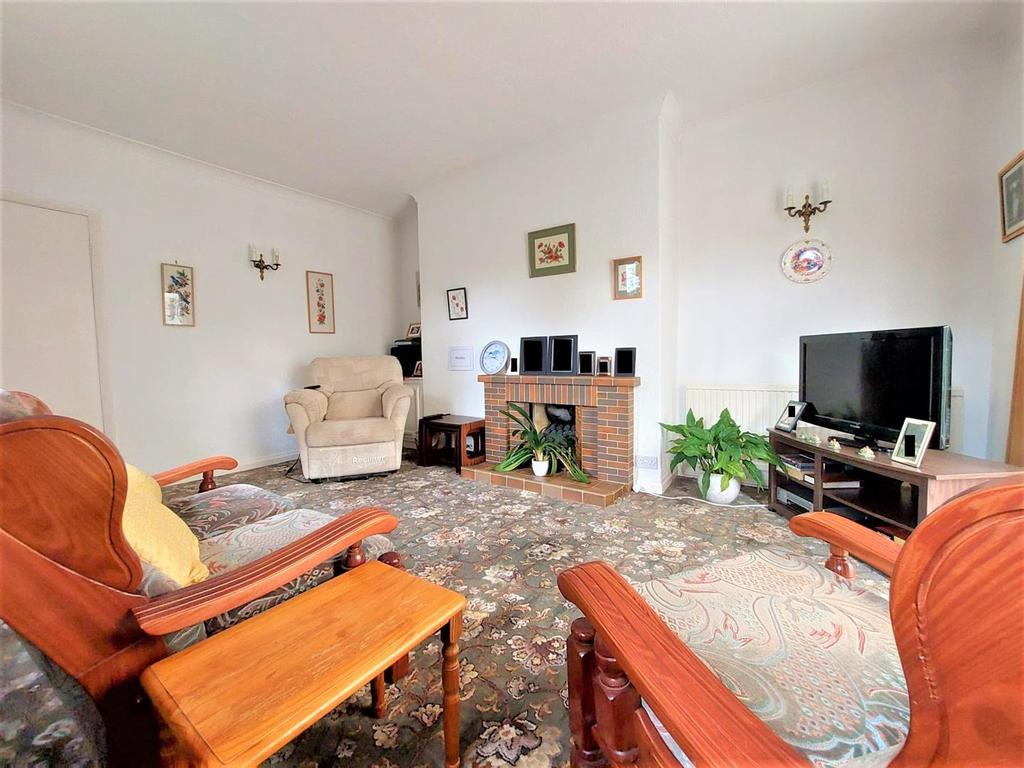 Eastgate, Hornsea 2 bed detached bungalow for sale £299,950