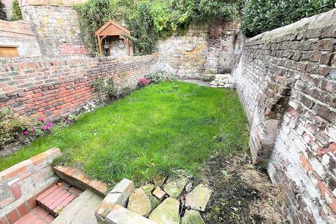 29 Castlegate, Scarborough, YO11 1QY