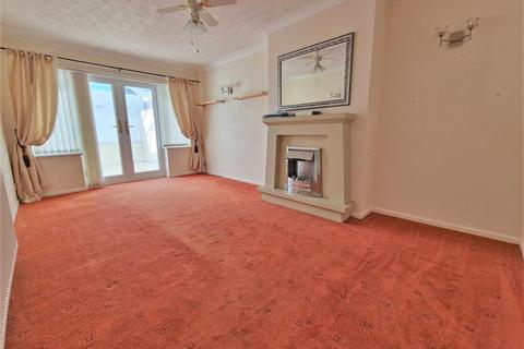 9 Brookside, Newent, GL18 1RB