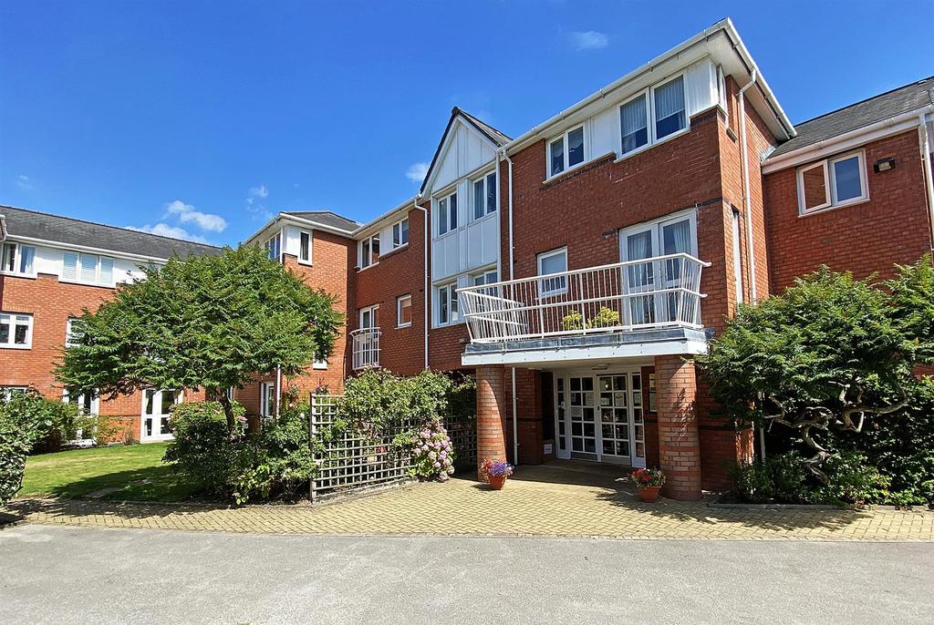 Howard Court, Bedford Drive, Timperley 2 bed retirement property £179,950