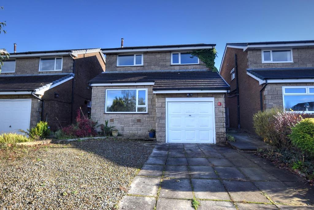 Linkside Avenue, Nelson 4 bed detached house £205,000