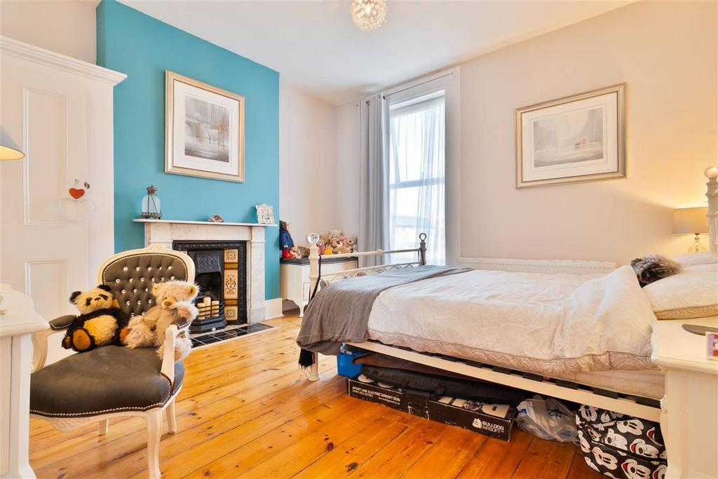 Bedroom Two (East)