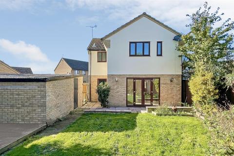 3 bedroom semi-detached house for sale - Partridge Way, Cirencester