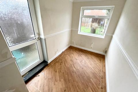 3 bedroom terraced house to rent - Charnley Green, Middlesbrough