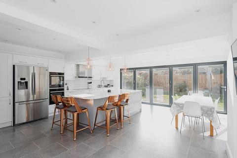 4 Tobin Close, Epsom, KT19 8AE