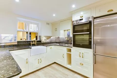 3 bedroom house to rent – pohled 2