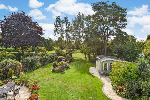 36 Abbey Road, Medstead, Alton, GU34 5PB