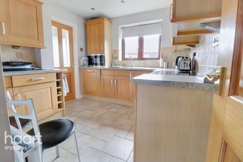 60 Mayfield Road, Ipswich, IP4 3NG