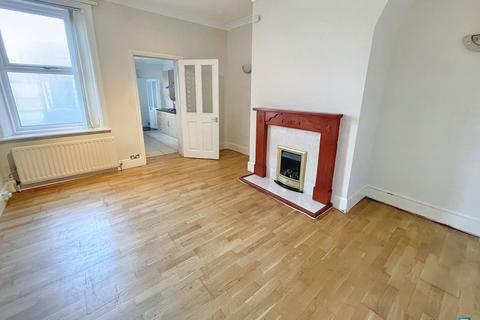 2 bedroom ground floor flat for sale - Glebe Terrace, Dunston, Gateshead, Tyne and Wear, NE11 9NQ