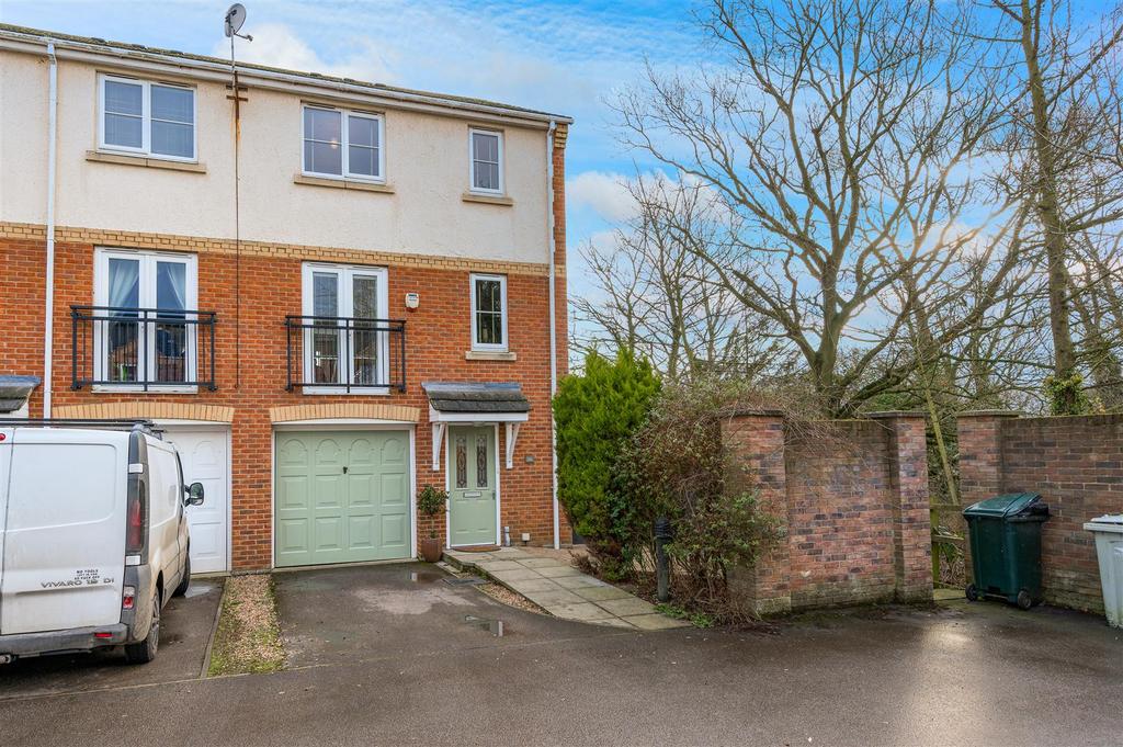 Ashby Meadows, Spilsby, PE23 3 bed end of terrace house £210,000