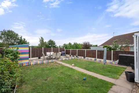 28 Beaumont Close, Burgh Le Marsh, Skegness, PE24 5DT