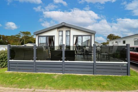 3 bedroom mobile home for sale - Barton On Sea,BH25 7RA