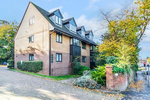 2 bedroom apartment to rent, 177 Hagden Lane, Watford, WD18