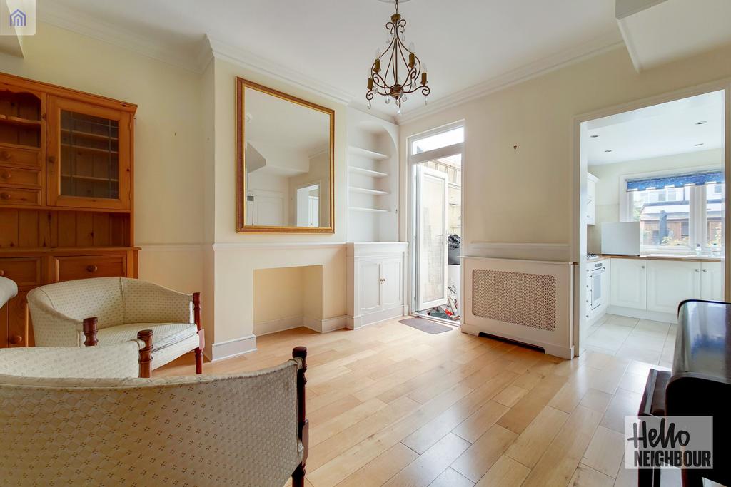 Datchet Road, London, SE6 2 bed terraced house £2,000 pcm (£462 pw)