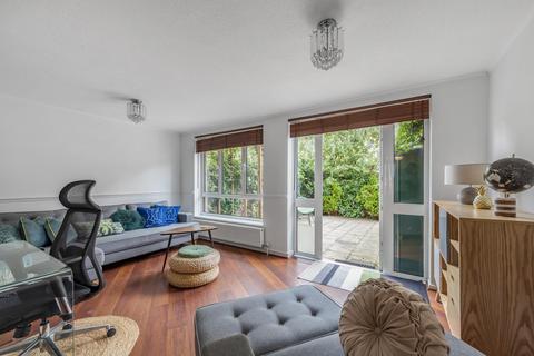 47 Aspern Grove, London, NW3 2AU
