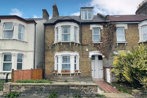 Flat 2, 58 Montague Road, Hounslow, TW3 1LD