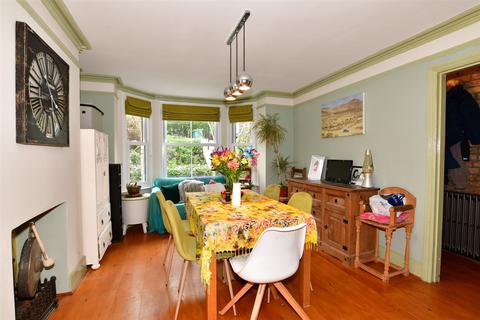 28 Salisbury Road, Dover, CT16 1EU