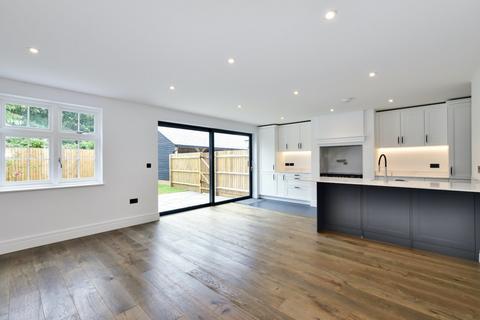 3 bedroom house for sale, Church View Cottages, High Street, Abbots Langley, Hertfordshire, WD5