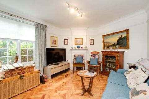 3 bedroom apartment for sale, Heathcroft, Hampstead Way