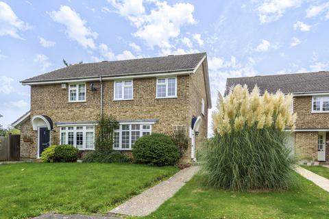 18 Chitty's Walk, Guildford, GU3 3HW