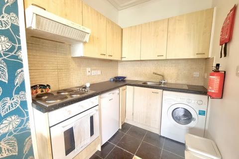 undefined, Great North Road, Highgate, N6