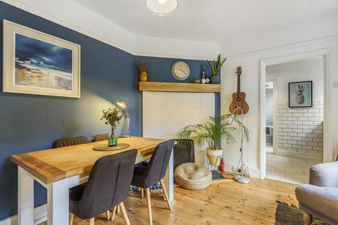 25 Lucas Road, London, SE20 7EE