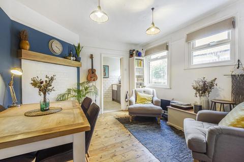 25 Lucas Road, London, SE20 7EE