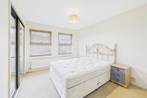 undefined, Fountain Gardens, Windsor, Berkshire, SL4