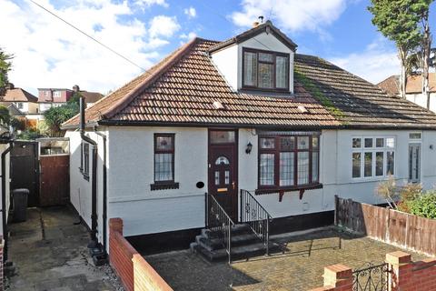 4 Hill Crescent, Hornchurch, RM11 2AP