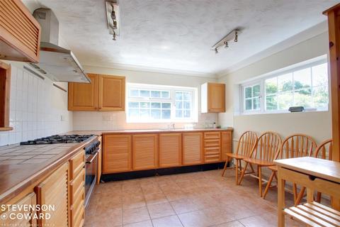 7 Carolbrook Road, Ipswich, IP2 9JF