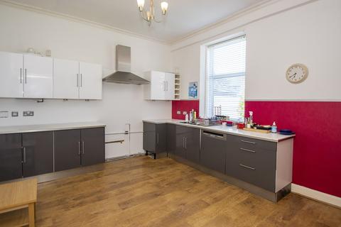 4 Cuthbert Place, Kilmarnock, KA3 1DT