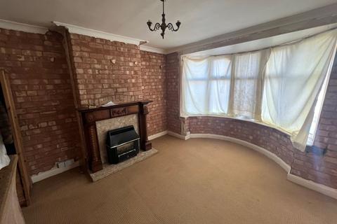 64 Fowlmere Road, Birmingham, B42 2EA