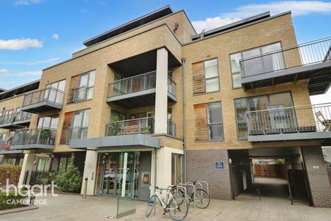 17, Newton Court Kingsley Walk, Cambridge, CB5 8TH