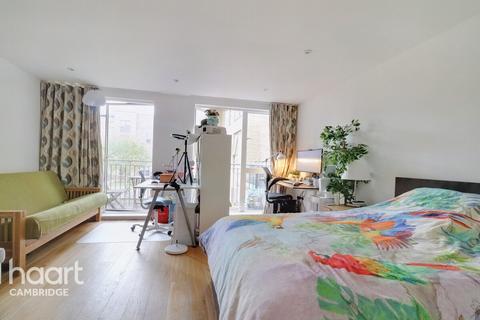 17, Newton Court Kingsley Walk, Cambridge, CB5 8TH