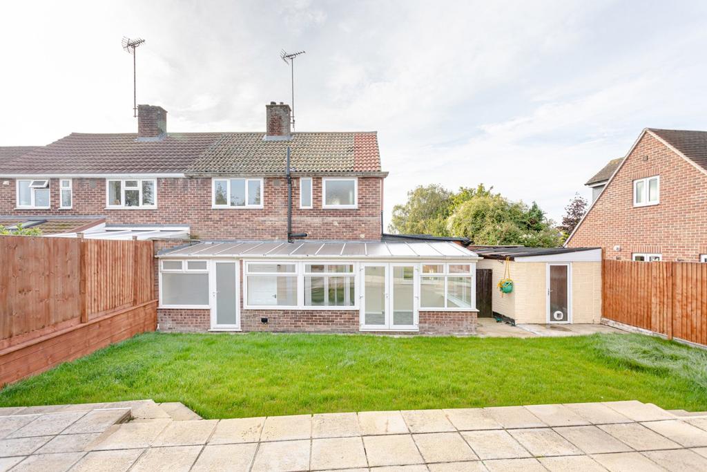 Ashdon Road, Saffron Walden, Essex, CB10 3 bed semidetached house £