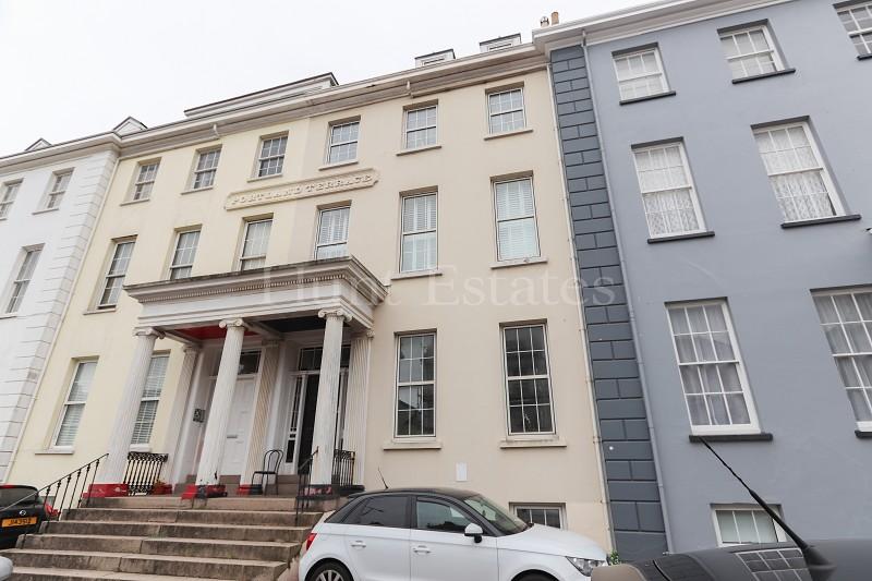 29 Midvale Road, St. Helier, Jersey.... 1 bed flat £275,000