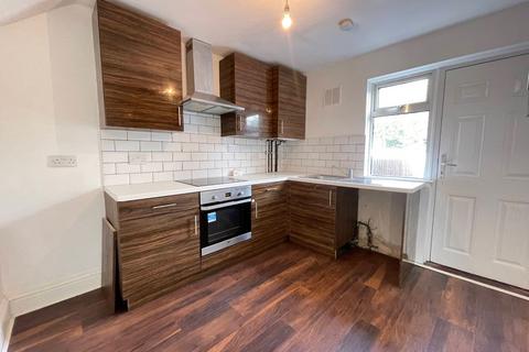 3 bedroom terraced house to rent, Whitehouse Lane, North Shields